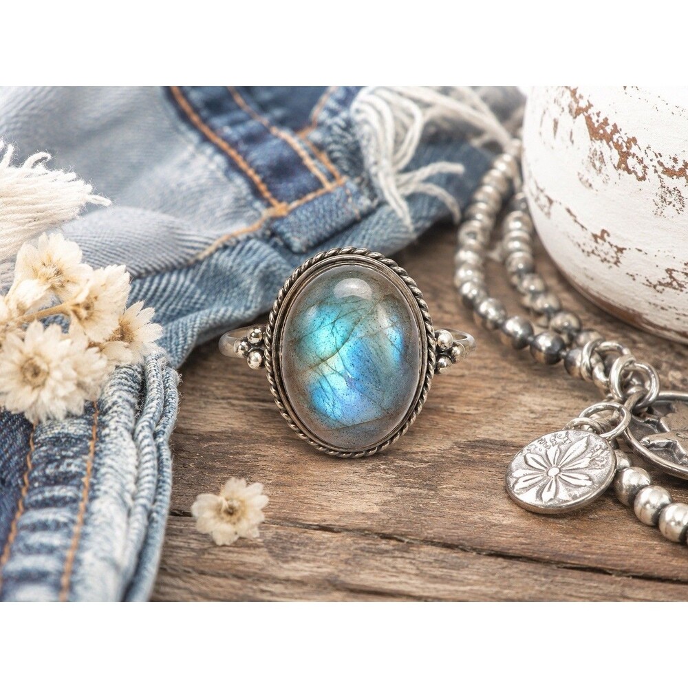 Vintage Labradorite Ring Silver Tone Oval Cabochon Boho Artisan Statement 9.5